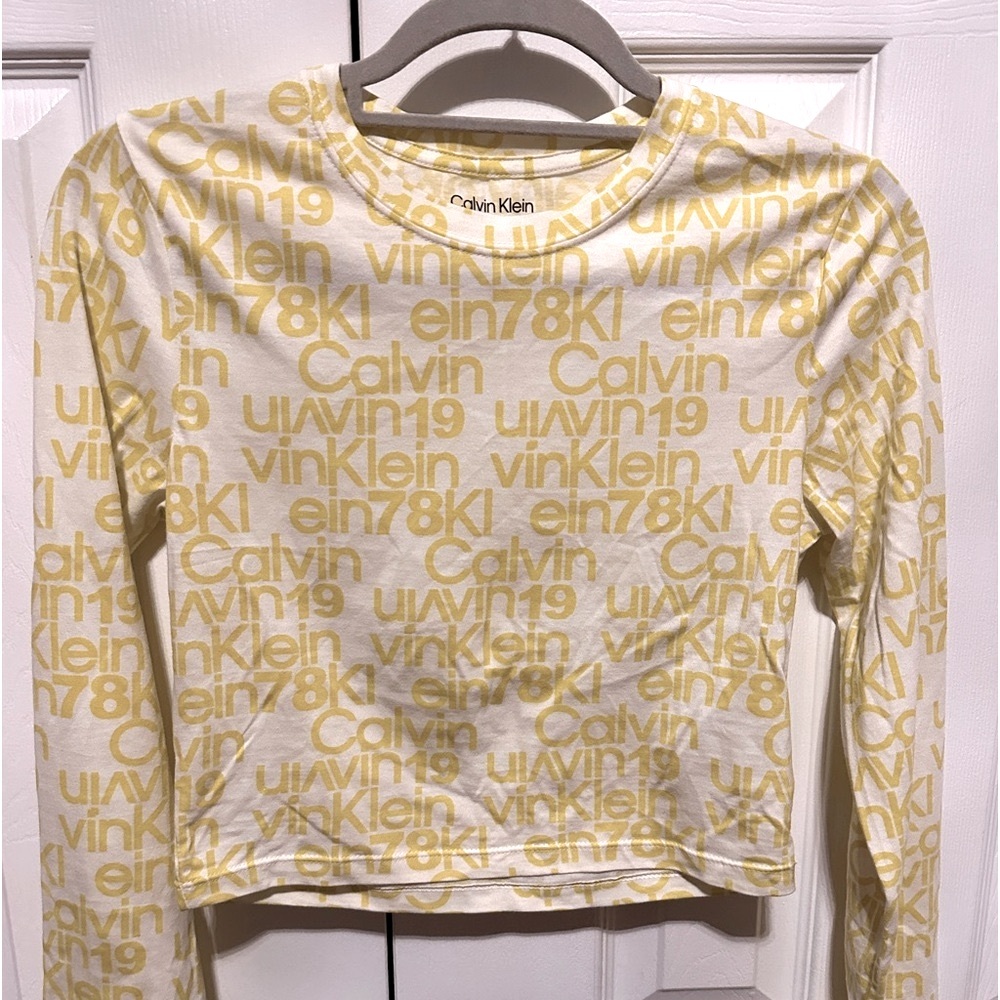 Calvin Klein, worn once long t-shirt. Size Small. Perfect condition